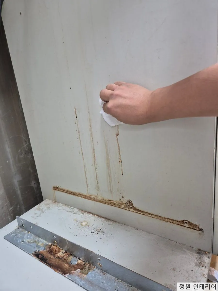 부산 LG메스로시티 주방 로봇청소기장 리폼 및 욕실 리모델링 시공 현장 사진 11
