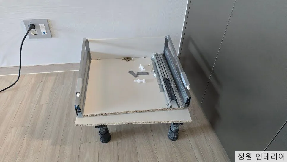 예천 싱크대 서랍장 하부 직배수 자리만들기 현장 사진 18