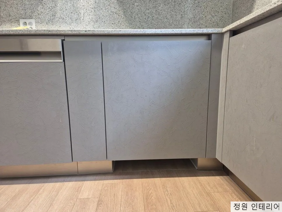 김해 로봇청소기장 리폼 시공기 │ 구산푸르지오파크테르 아파트 로보락 S9 Ultra MaxV 현장 사진 26