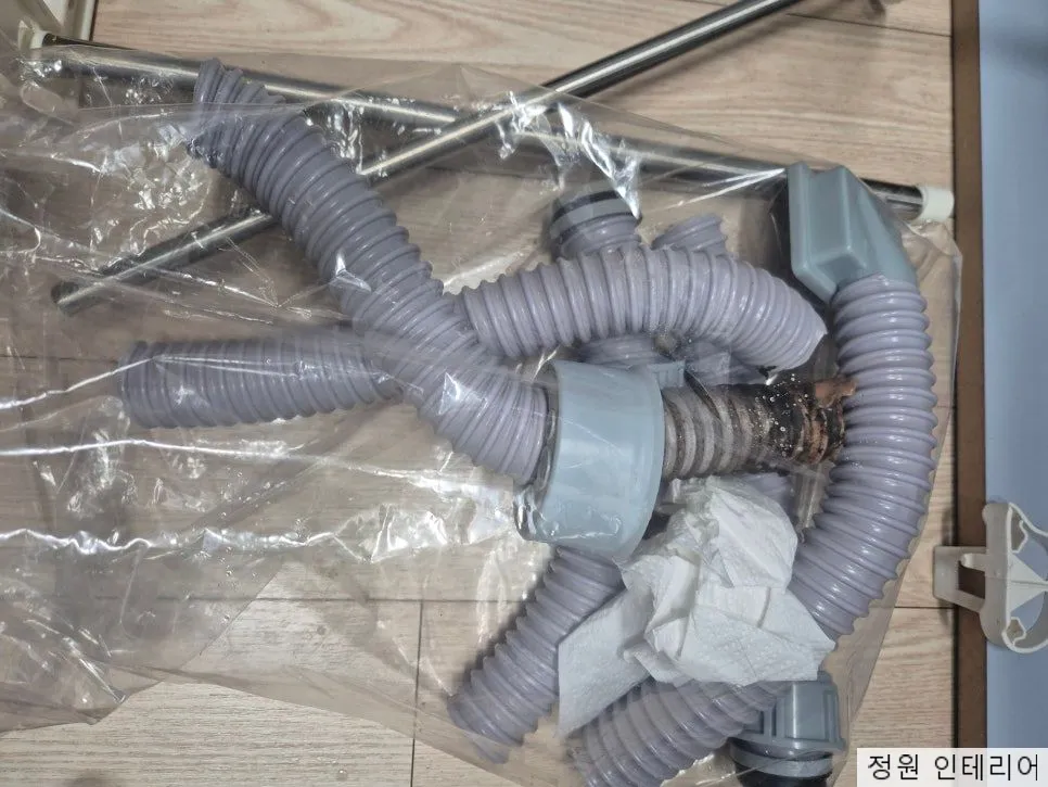 양산 사각싱크볼 교체 우성스마트시티뷰 955x485 상판 두 모서리 가공 현장 사진 5