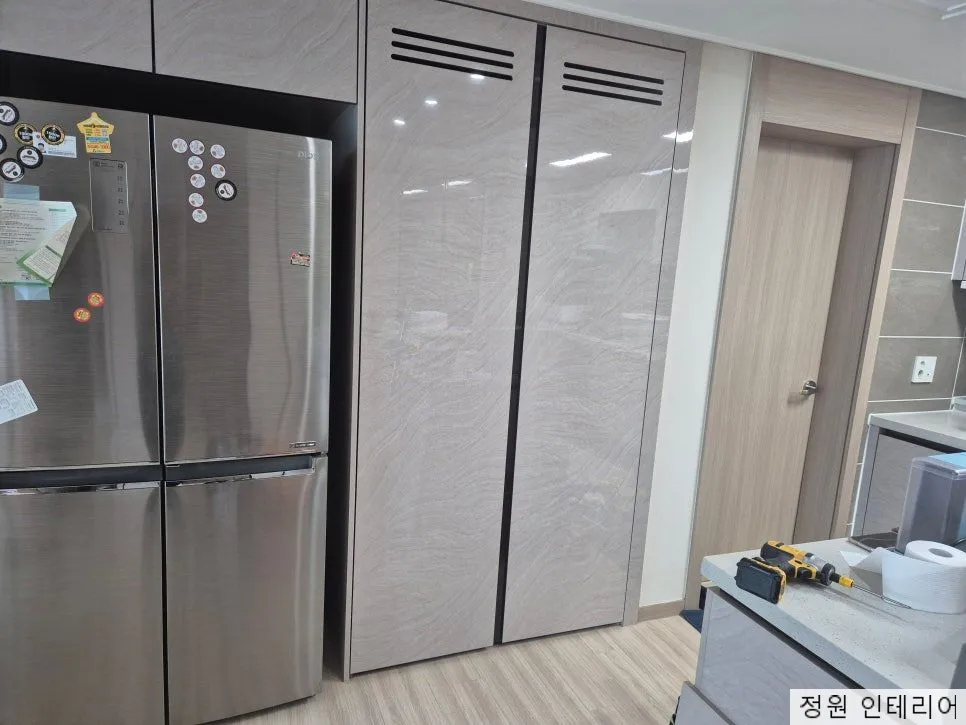 창원 로봇청소기장, 싱크대 리폼 시공|진해 호반베르디움 600장 하부장 개조·로보락 S9 울트라 맥스V 직배수 설치 현장 사진 20