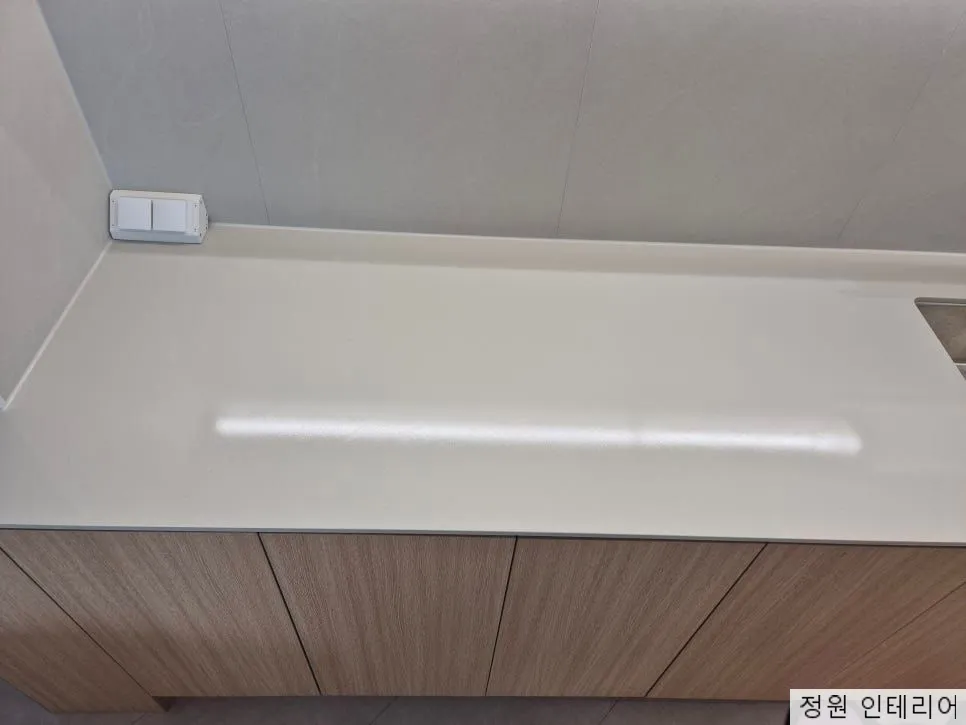 부산 싱크대 상판 대리석 주방uv코팅 , 동래구 온천반도보라스카이뷰 현장 사진 3