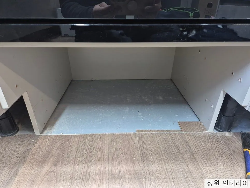 부산 로봇청소기장 제작 하부장 리폼 시공 사례 by대성더베르힐 현장 사진 7