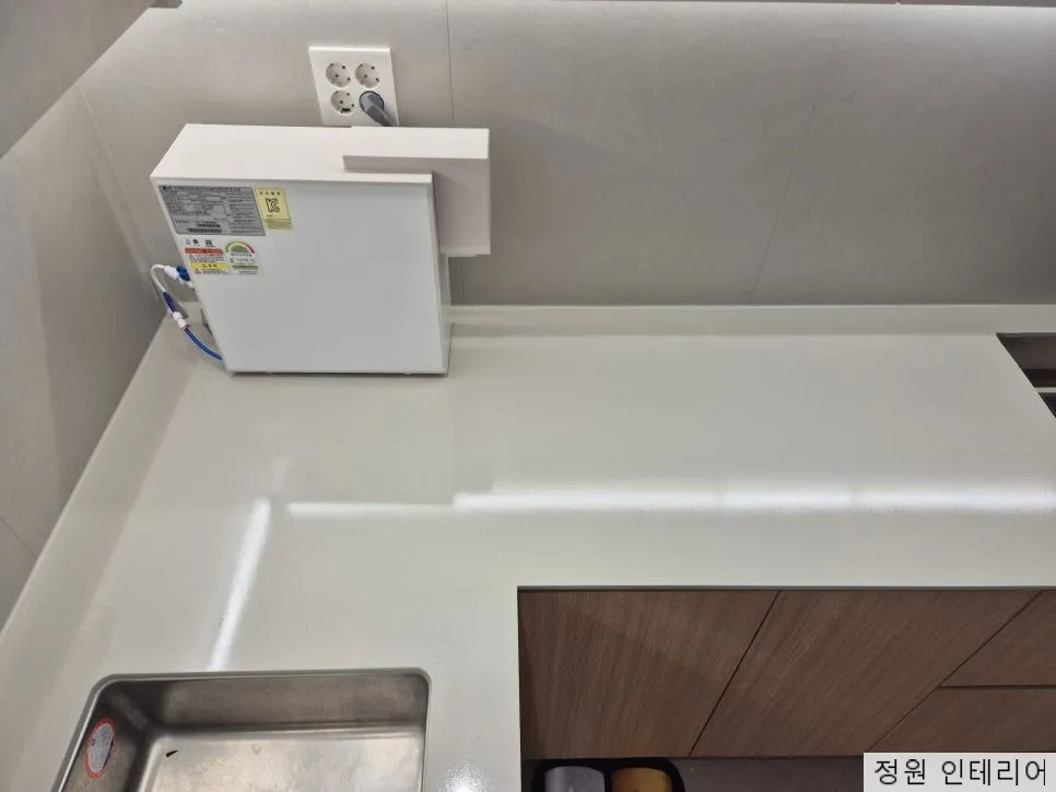 부산 싱크대 상판 대리석 주방uv코팅 , 동래구 온천반도보라스카이뷰 현장 사진 14