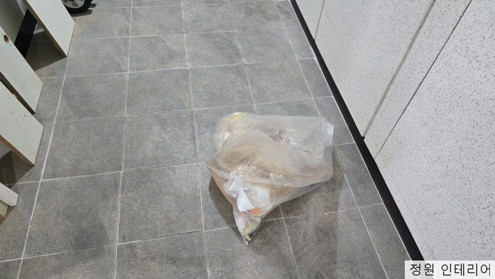 대구 로봇청소기 직배수장 리폼 제작 by태왕아너스르네상스 현장 사진 20